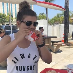 Meet your Posher, Christina